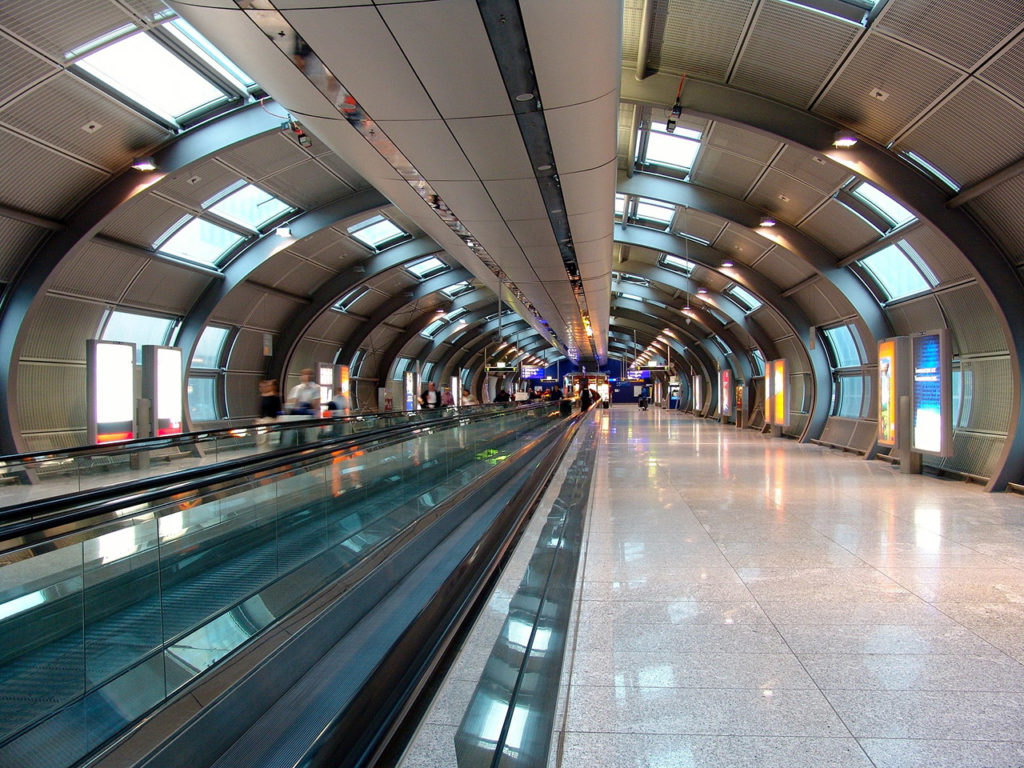 Laufband am Flughafen Frankfurt