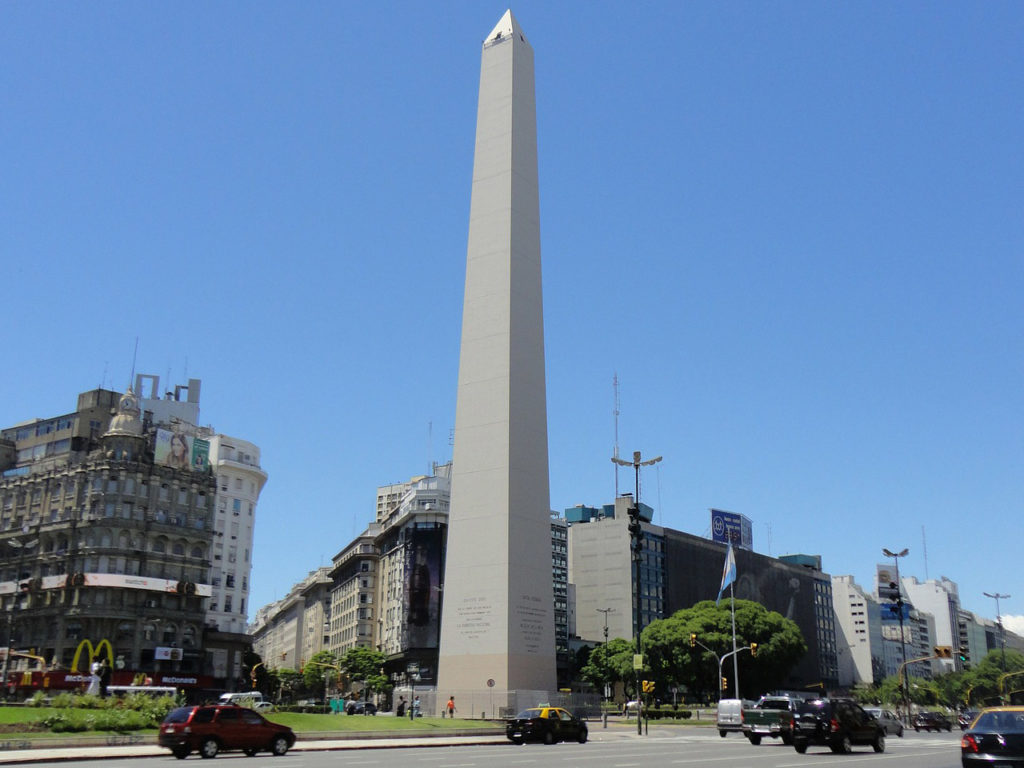 Obelisk an der Avenida 9 de Julio in Buenos Aires